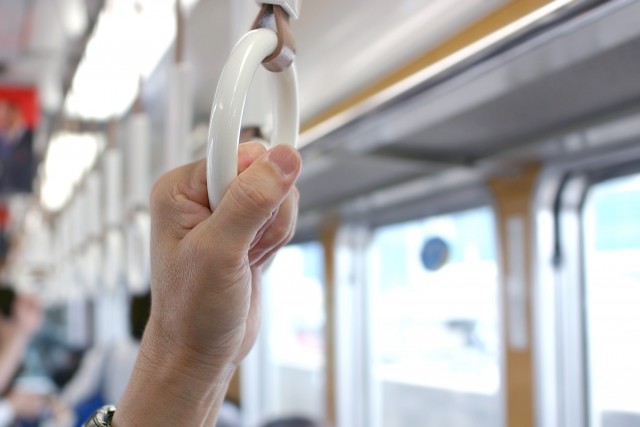 通勤時間45分で離婚率上昇！　研究結果、日本に当てはまるか