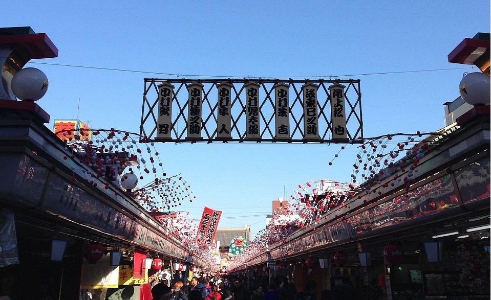 外国人とじいさんばあさんの街　浅草は21世紀日本の大事な宝