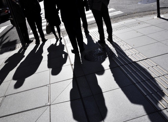 大企業の景況感、マイナスに転落　自動車などが低迷