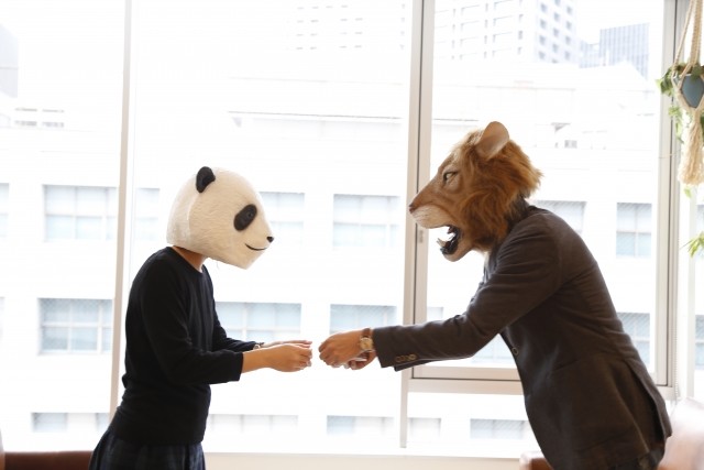 輪ゴムにビニール袋は論外　「名刺を泣かせる」ダメなヤツ！