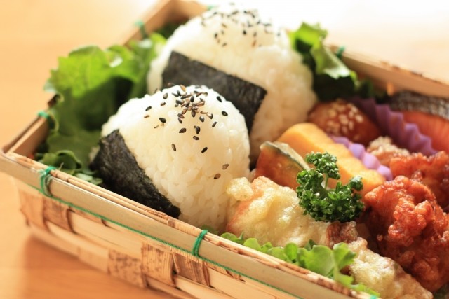 男性、女性問わず、「お弁当」ランチは多い
