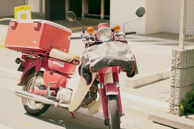 ゆうパック、平均12%程度値上げ　再配達の受付時間早める