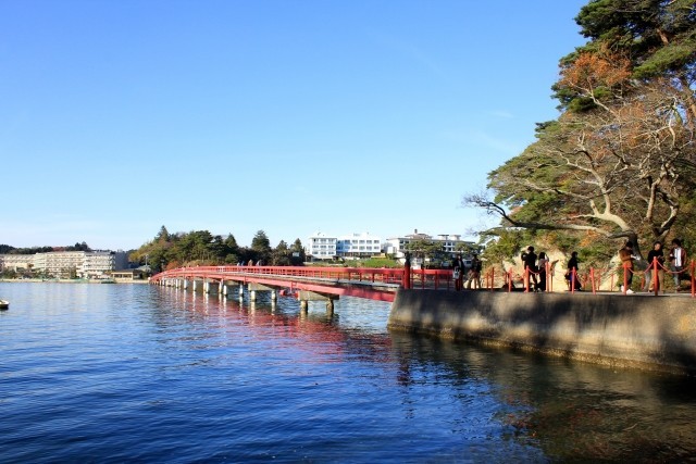 東日本大震災の被災企業、売り上げ「回復」は45％　建設、運輸業がけん引