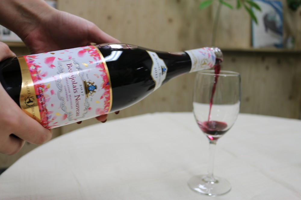 「アルベール・ビショー　ボージョレ・ヌーヴォー 2017」