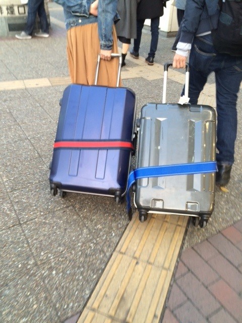 その36　人をつまずかせる「キャリーバッグ」「こんなものいらない！？」（岩城元）