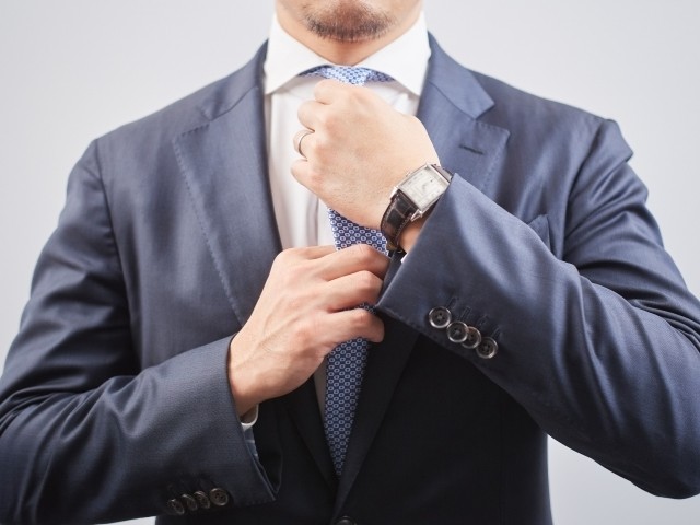 人生最大のピンチに挑んだザッカーバーグ氏 「勝負服」に込めたメッセージとは？（井津川倫子）