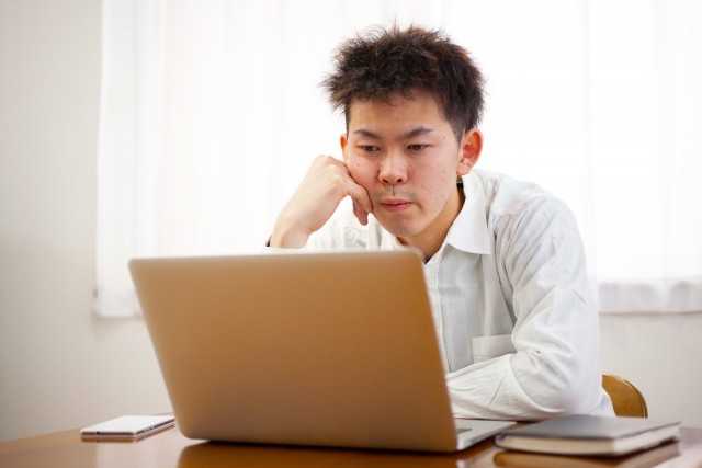 朗報！ 仕事中にネットを見るのは「サボリ」にあらず？ 米国で発表