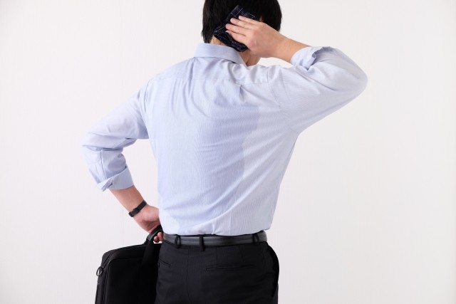 「暑さに気をつける食事術」（1）ビジネスマンにオススメする水分補給