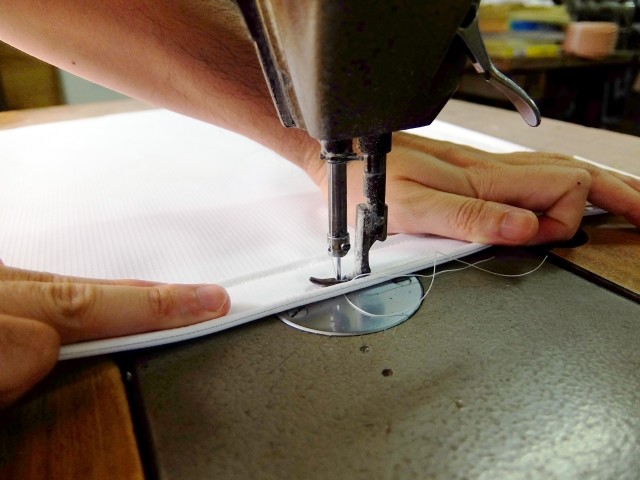 副業、男性は株式や仮想通貨に投資、女性はクリエイティブに稼ぐ 　