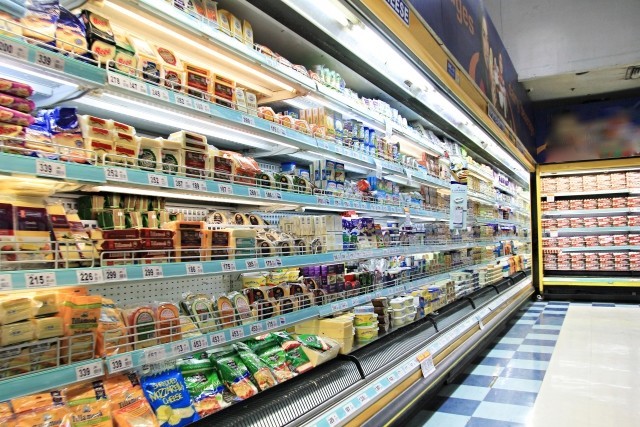 スーパーの食品も税率が２段階に