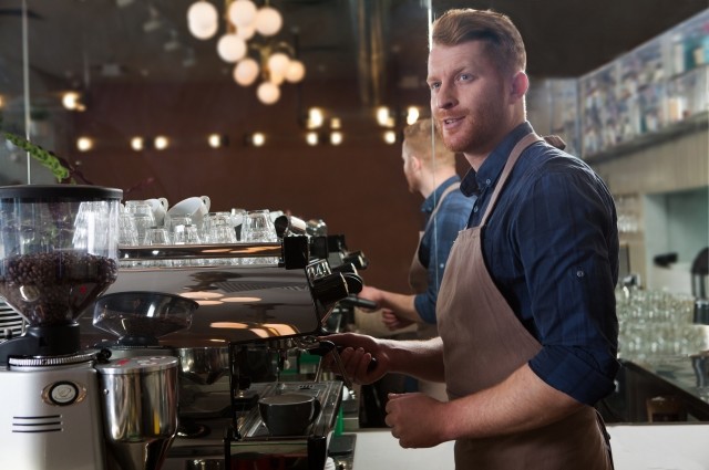 「移民」受け入れ拡大だが、「社内失業者」対策で人手不足は解消できる！（城繁幸）