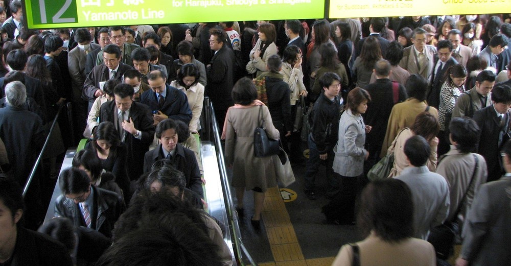 お休み増えて、残業減って......　それで働きやすくなるの？（気になるビジネス本）