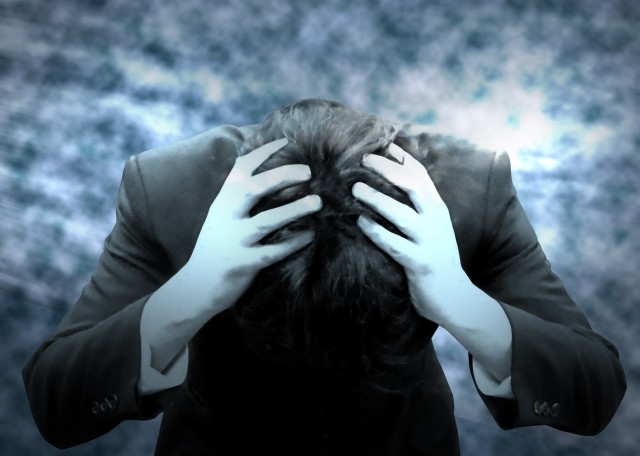 新卒で入った会社がブラック企業だった。すぐに辞めても問題ないかな？