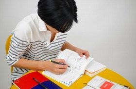 「究極の英語学習法」は地道にコツコツ！？ 「日本語」学習からたどり着いた70のコツ