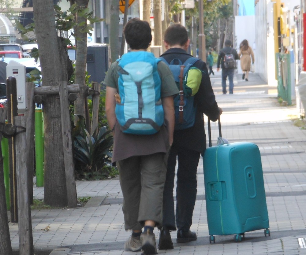 舞妓パパラッチも...... テーマパーク化した京都は観光客で溢れかえる