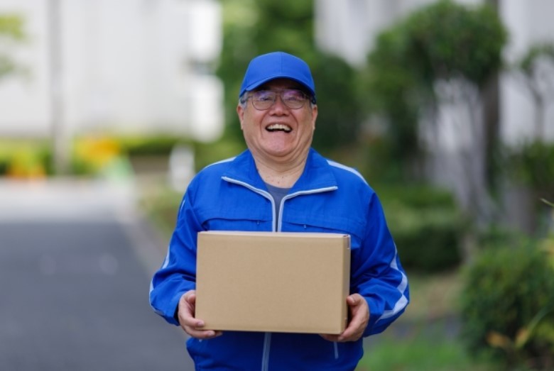 「70歳定年」の閣議決定にネット民が総スカン　「若手のやる気をそぐ」「何歳まで働かせるつもりだ！」