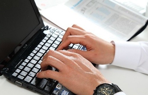 労働者の約7割が「自動化すべき業務あり」　削減できる時間はどのくらい......