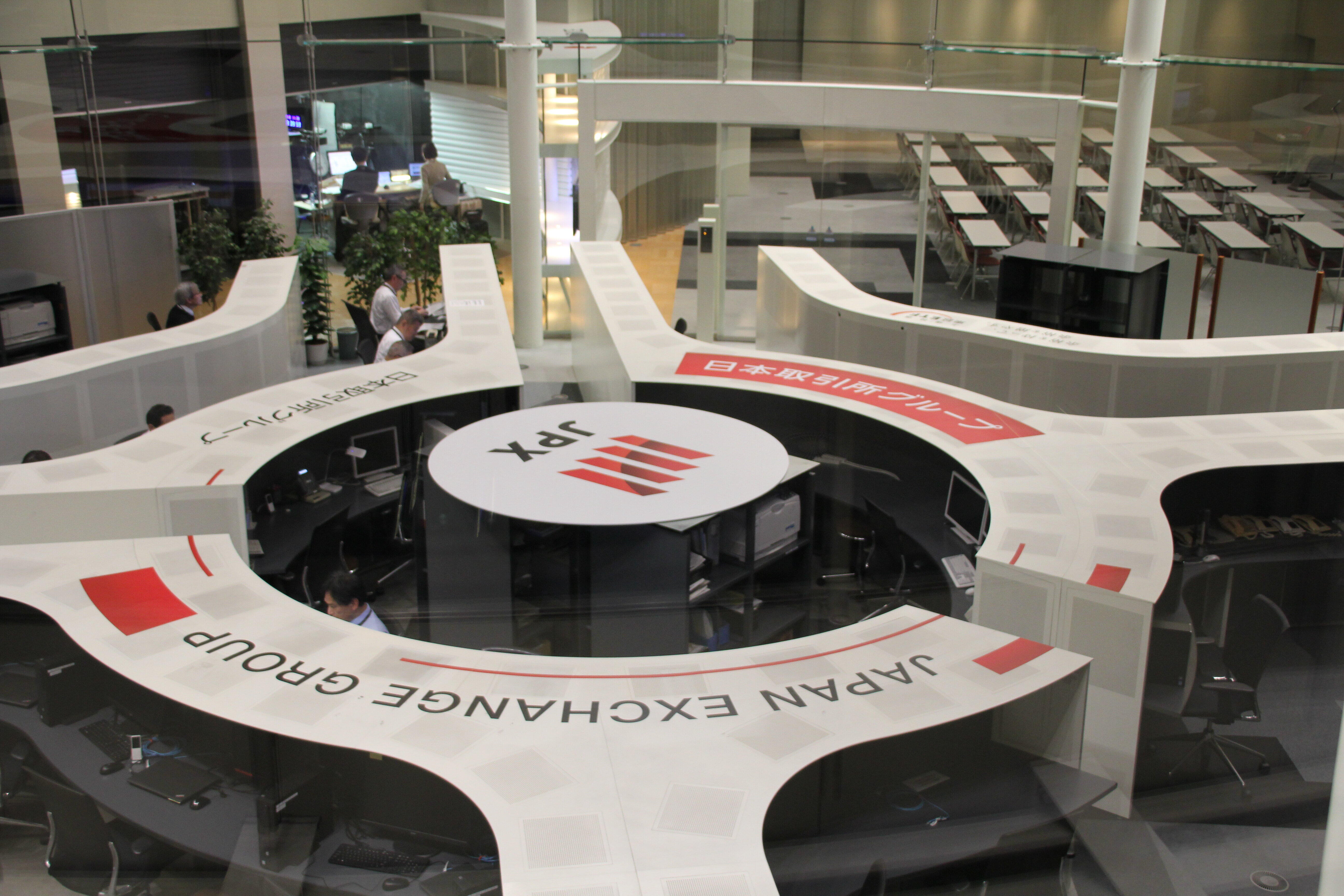 東証「市場を再編」基準の共通化で上場できる企業、できない企業！（鷲尾香一）