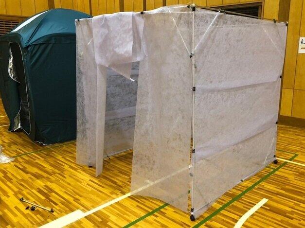 【コロナに勝つ！ ニッポンの会社】マスクの不織布使ったパーティーション、コロナ禍の避難所需要に応え