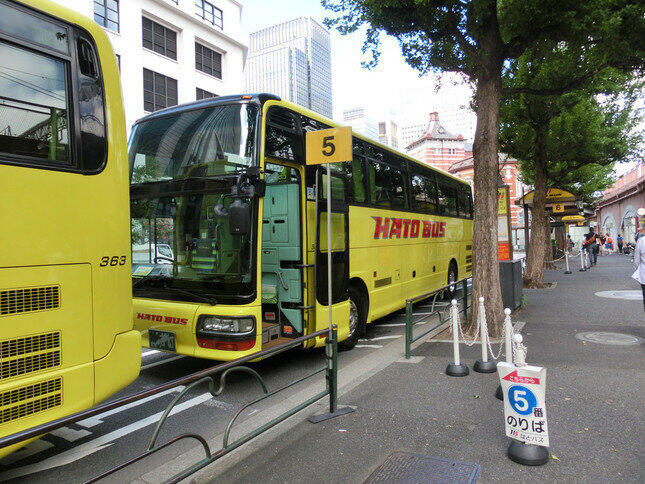 GoToで東京観光を除外したのが間違いだった？（写真は、はとバス）