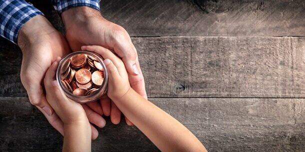 小学４年生の資産づくり　20歳で200万円は達成可能か？