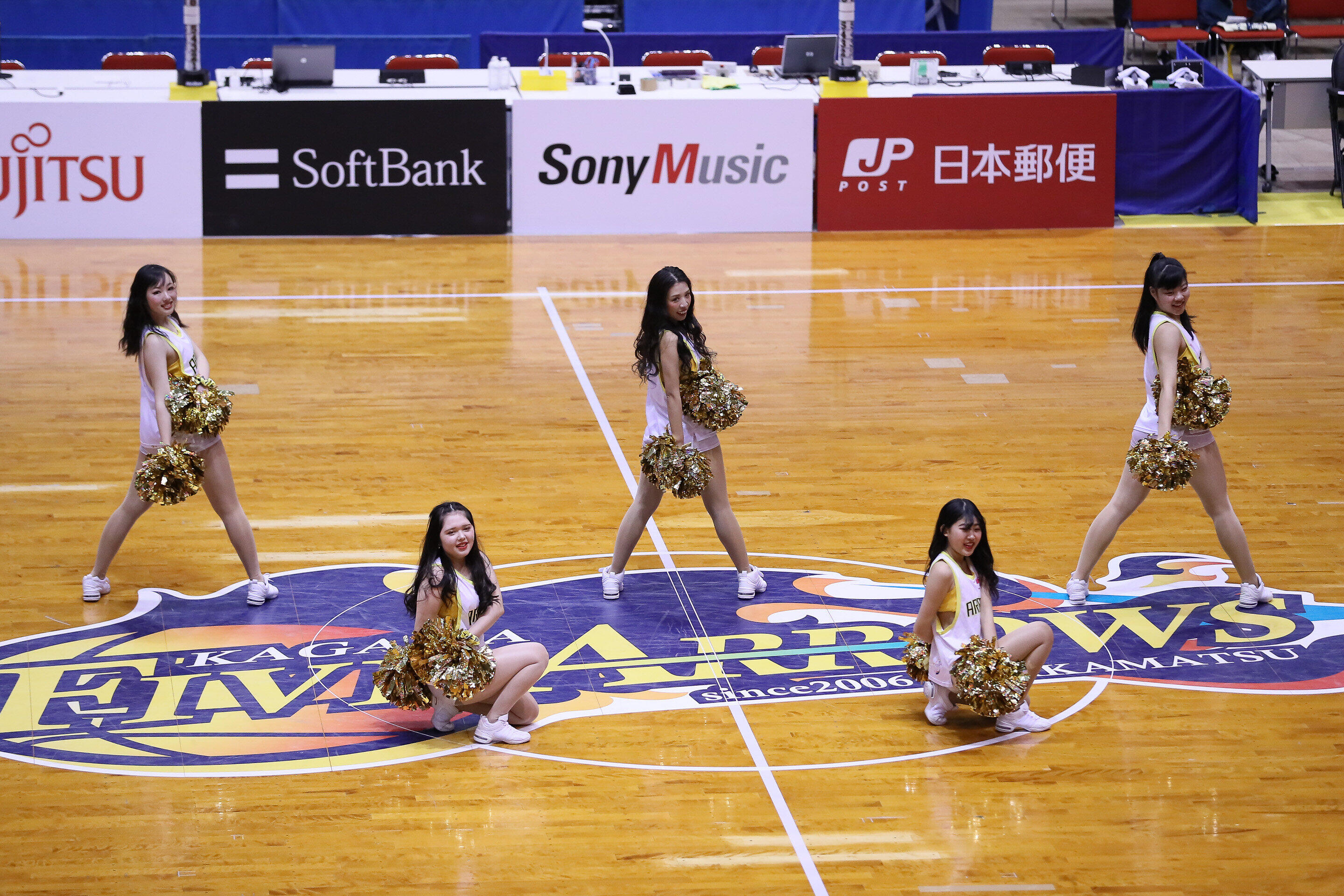 ファイブアローズ専属チアダンスチーム「Sunny Arc」