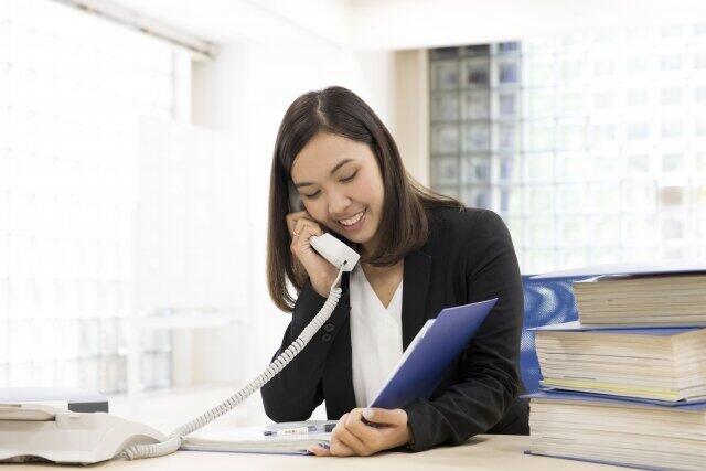 「テレワーク中の同僚の雑用が増えてつらい」女性の投稿に怒りと同情の声が交錯　同僚はママ友と楽しくランチ...（2）