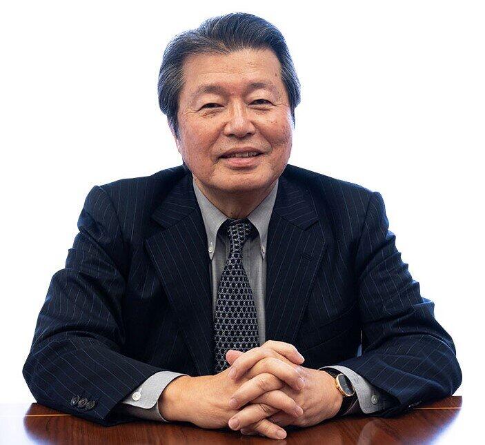 九州大学の石橋達朗総長（公式サイトより）