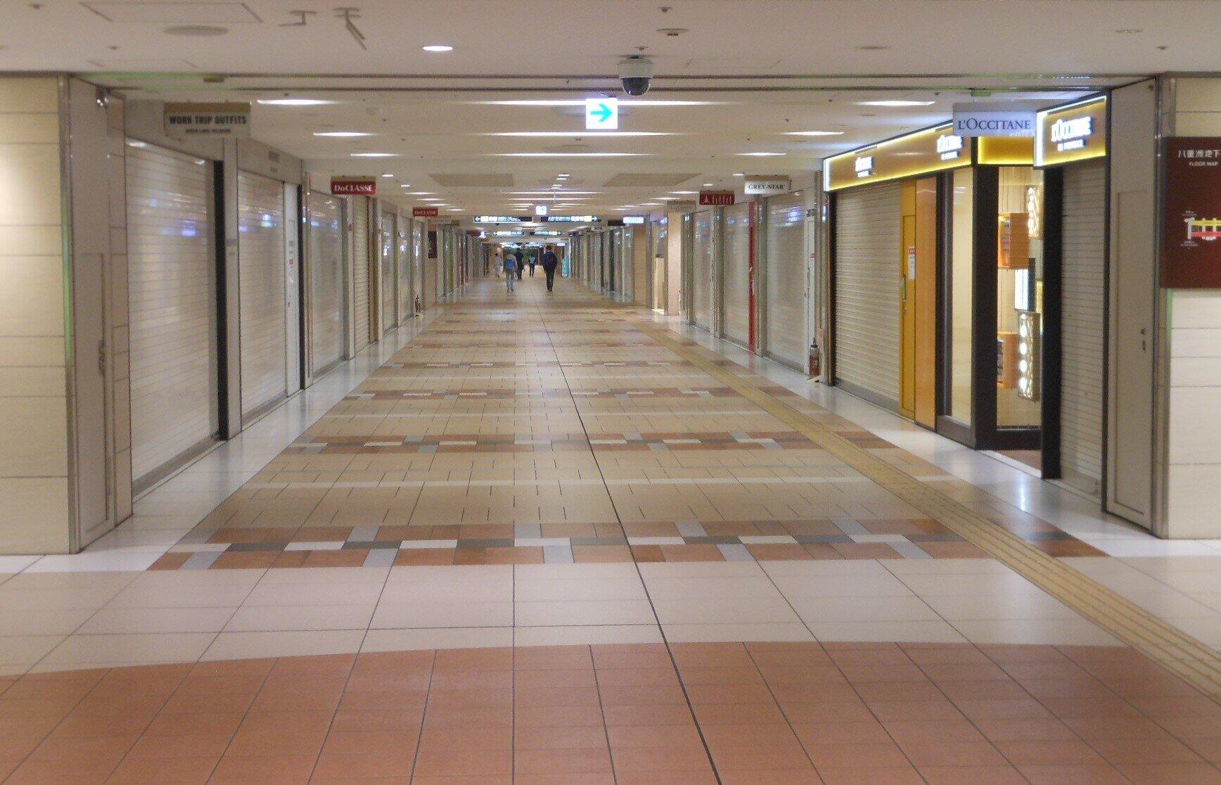 コロナ禍で地下商店街はシャッター街に......