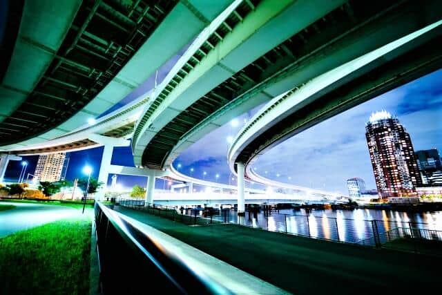 東京五輪に紛れて「高速道路料金」値上げが進行中 「無料化の約束は反故」ってアリかよ？