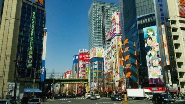 東映アニメ株に勢い！ 上場来高値を更新、海外で「ドラゴンボール」などの版権が稼ぐ