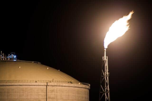 大阪ガス株が連日の年初来安値、資源高の価格転嫁に「時間差」 東京ガスも安く