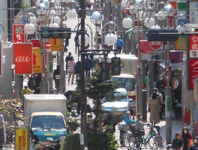 ますます増える「シャッター通り商店街」 大型店舗に加え、コロナ禍のネットショッピングの利用拡大が追い討ち