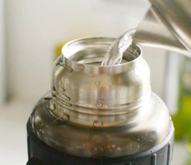 「象印マホービン」の名のとおり、魔法瓶の製造がスタートだった（写真はイメージ）