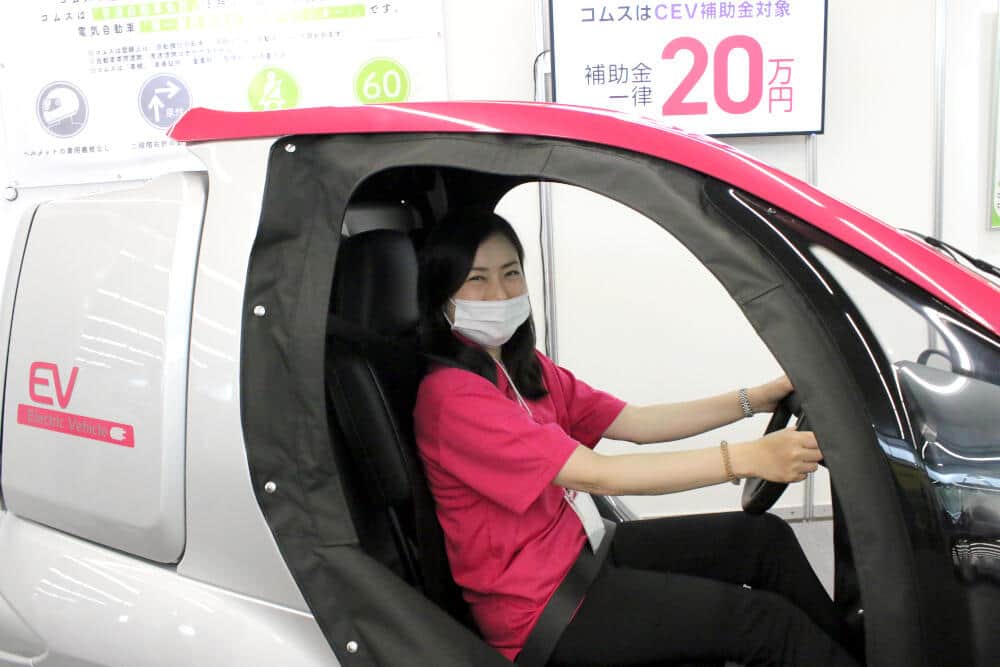 トヨタ車体の超小型BEV「コムス」（B・COMタイプ）（撮影：会社ウォッチ編集部）