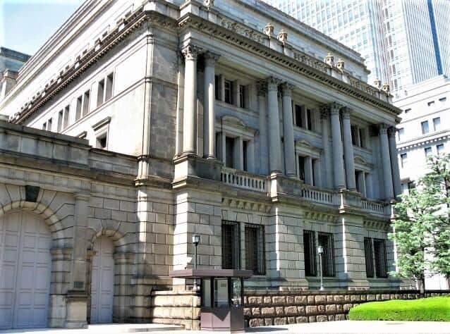 「短観」を発表した日本銀行本館
