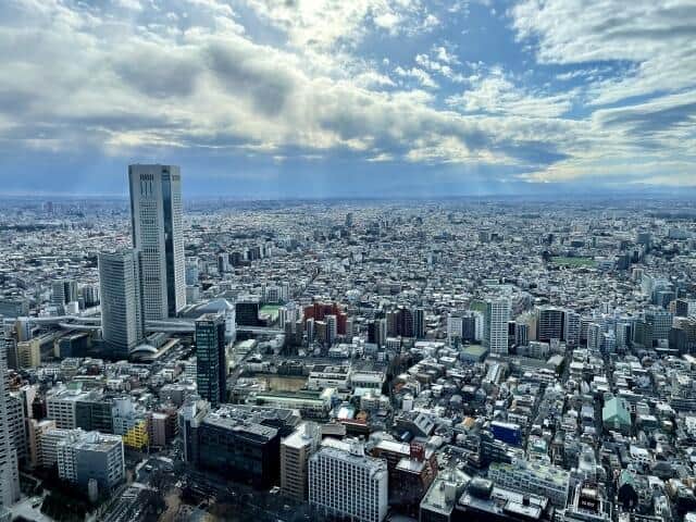 コロナ禍で続く企業の「脱首都圏」　2年連続で転出超、移転先は全国に広がり