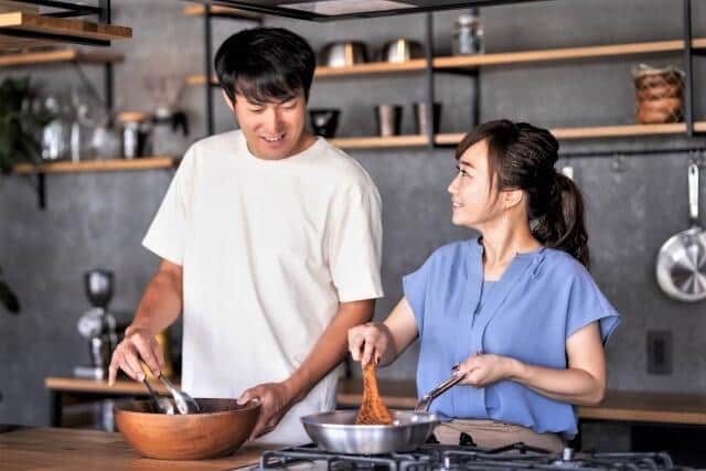 「食べ盛りの子どもの料理はお任せ」ワーキングマザーの力強い味方、食材宅配サービスとミールキットは、どこが人気？　ベスト4社はここ！