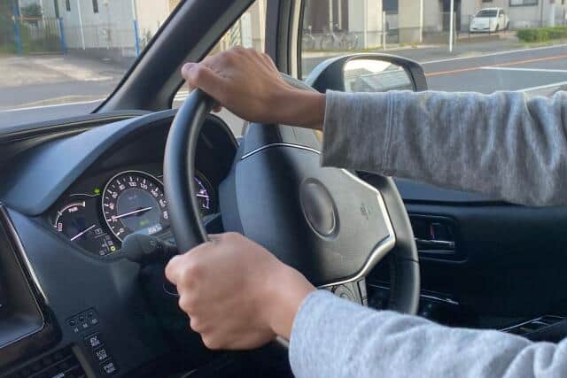 クルマの運転免許保有者、平均年齢は50.5歳...今後ますます高齢化でどう対応？　「サポカー限定免許」導入から1年も、メリット感じづらく...