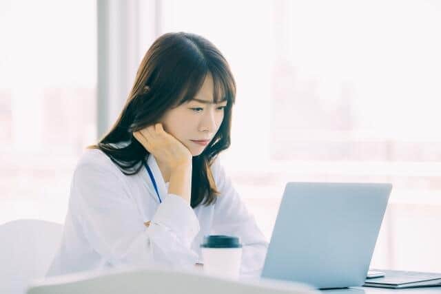 希望年収、働き方、環境、上司同僚...転職活動中の「不安」とは？　そして、ミドル・シニアが採用担当者に一番聞きたいことは何か