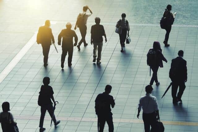 中小企業の7割が「人手不足」...過去最高　「介護・看護業」は、9割近くが「深刻」