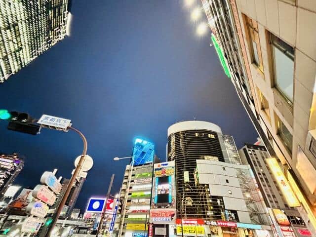 「ライブ会場に行きやすくて家賃が安い駅ランキング」　【渋谷】に行きやすい家賃の安い5駅は？