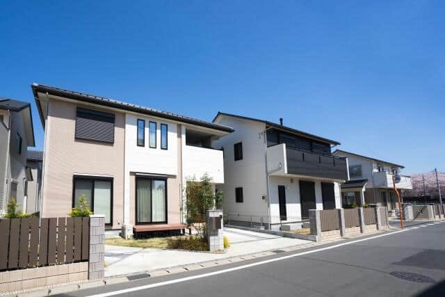 住宅購入の検討→実際に購入までの期間は　3位「1年～2年未満」、2位「6か月未満」、1位は？