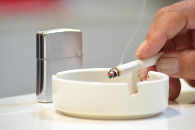 ひまわり生命の新卒採用条件に 非喫煙者 タバコ差別 と聞いてみると J Cast 会社ウォッチ 全文表示