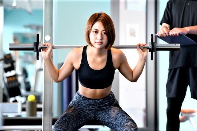 いま人気の パーソナルトレーニング に落とし穴 1対1筋トレ指導で疲労骨折 糖質制限食事で全身にあざ J Cast 会社ウォッチ 全文表示 いま人気の パーソナルトレーニング に落とし穴 1対1筋トレ指導で疲労骨折 糖質制限食事で全身にあざ J Cast 会社ウォッチ 全文表示