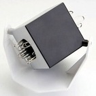 2種類のクリップを収納できるケース