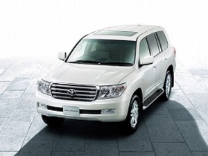 トヨタ、大型車工場で「夜勤」再開　中近東で「ランドクルーザー」健闘