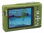 夏のレジャーに大活躍!? 水深3メートル防水デジカメ