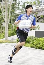 配達員もクールビズ！　佐川急便「ハーフパンツ」導入