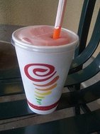 ロサンゼルスだって同じ　夏は「ひんやりスイーツ」